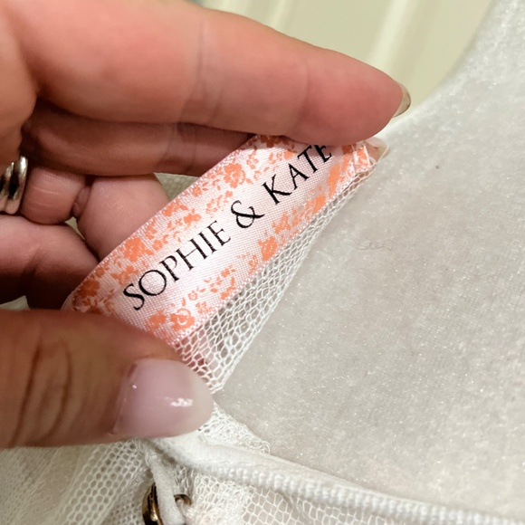 Top - Picture 4 of 4